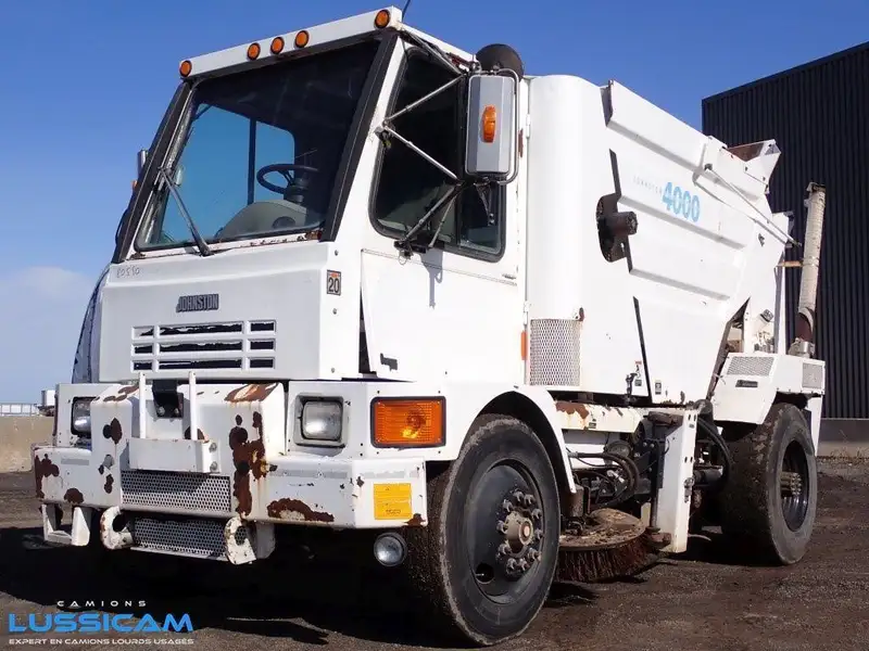 2001 Johnston 4000, 128.012 mth, Import Kanada — Foto 1