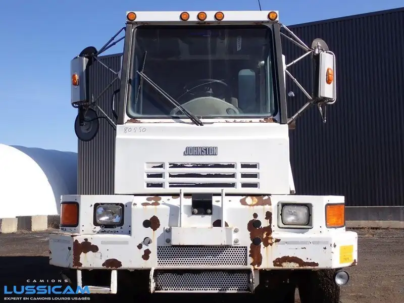 2001 Johnston 4000, 128.012 mth, Import Kanada — Foto 2 z 12