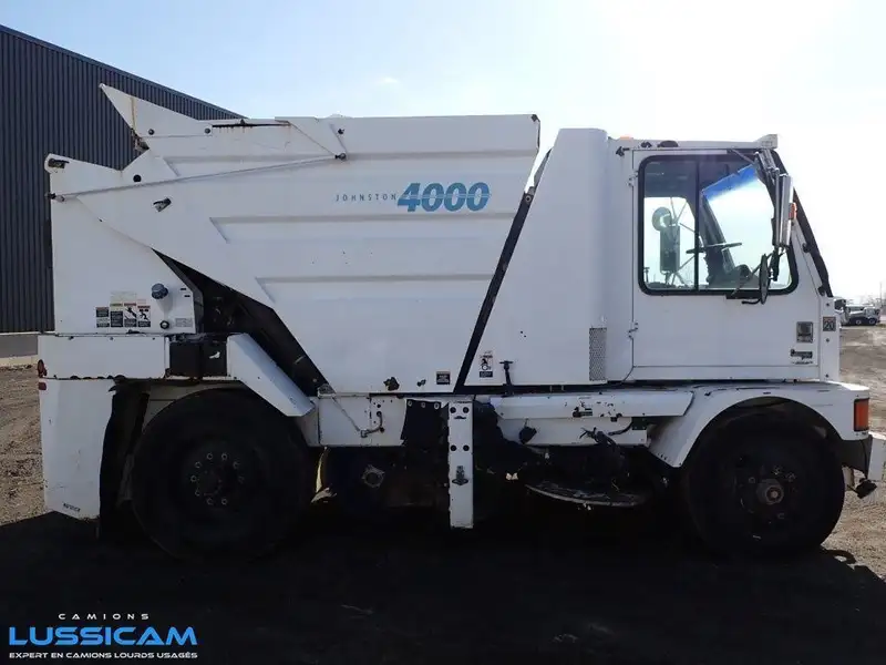 2001 Johnston 4000, 128.012 mth, Import Kanada — Foto 4 z 12