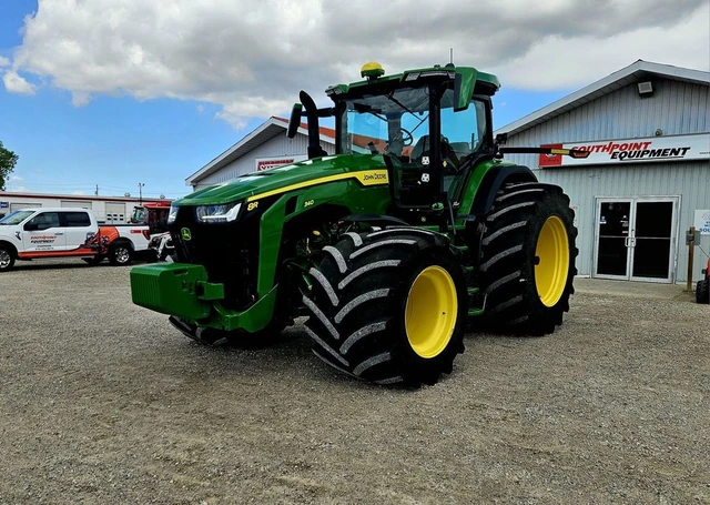 2022 Caterpillar JOHN, Import Kanada — Foto 1