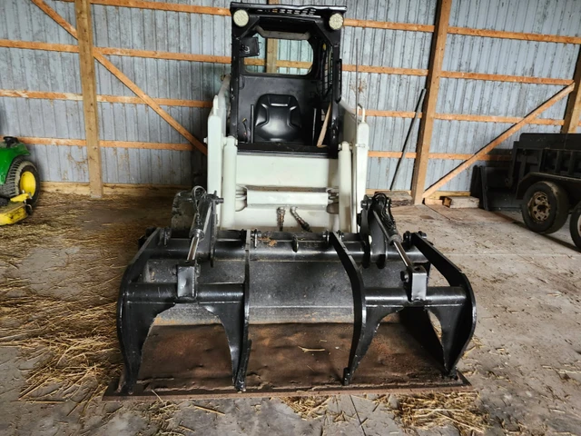 Bobcat FOR, Import Kanada — Foto 3 z 3