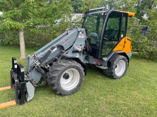 2017 Kubota GIANT, Import Kanada — Foto 1
