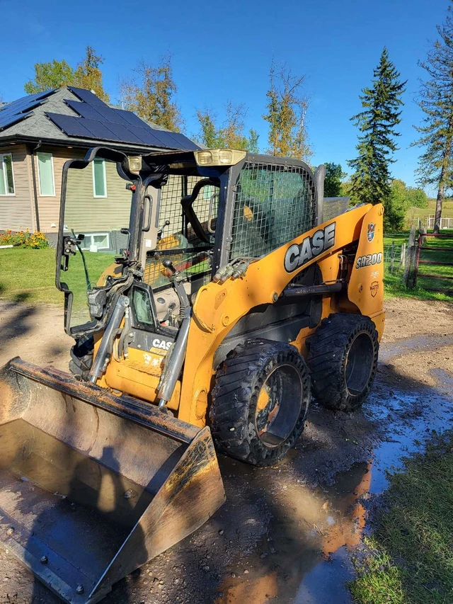 2013 Case SR200, Import Kanada — Foto 2 z 5