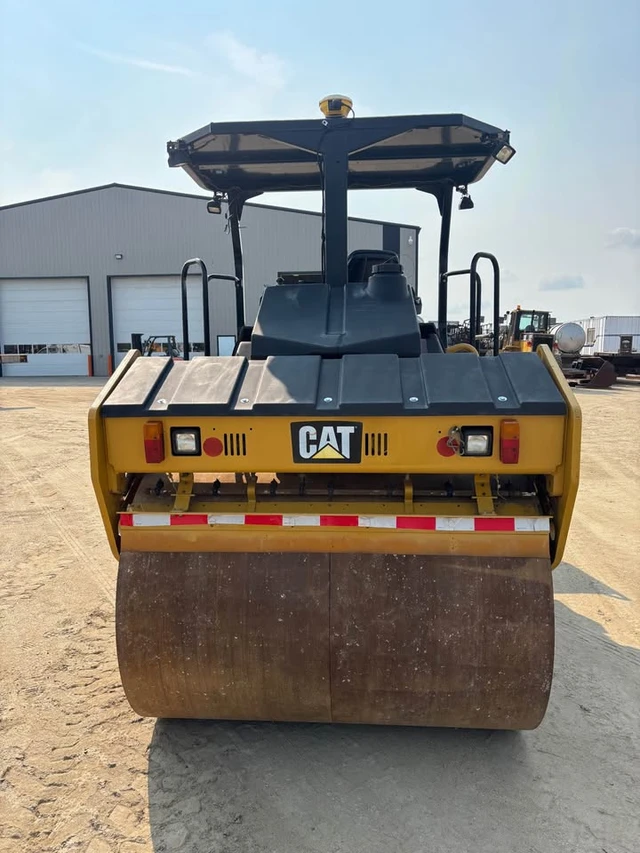Caterpillar CD54B, 1 mth, Import Kanada — Foto 5 z 5