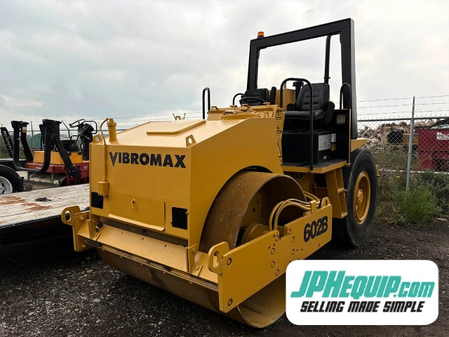 1990 Case VIBROMAX, Import Kanada — Foto 1