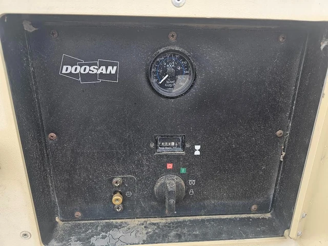 2014 Doosan P185, Import Kanada — Foto 3 z 5