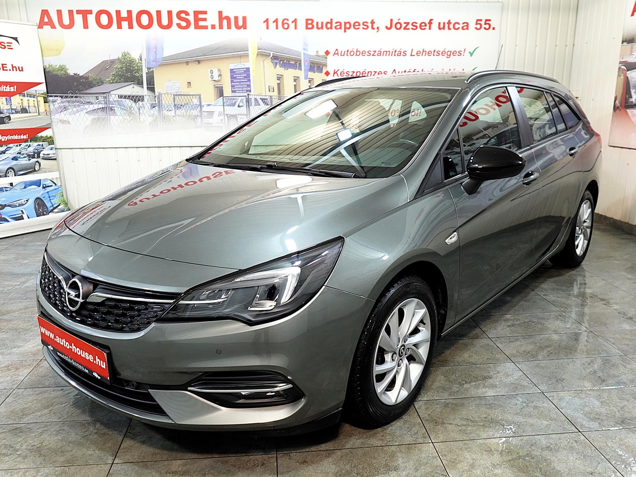 2021 Opel, 76.000 km, Ungarn — Foto 1