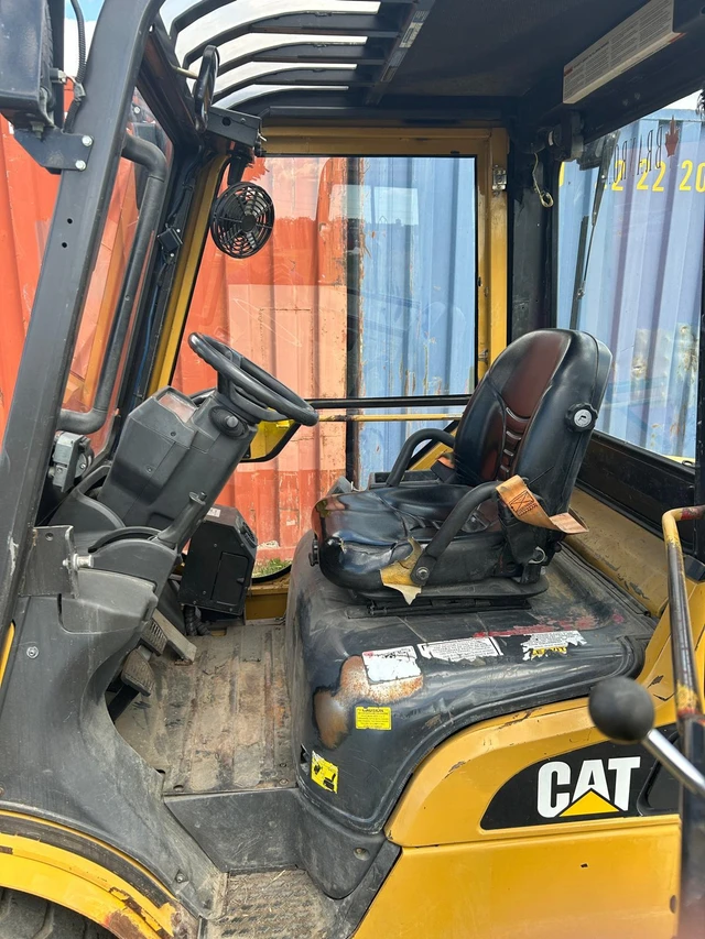 Caterpillar FORKLIFT, 1 mth, Import Kanada — Foto 5 z 5