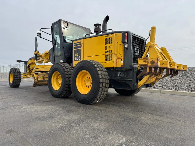 2012 Komatsu GD, rot, Import Kanada — Foto 5 z 5