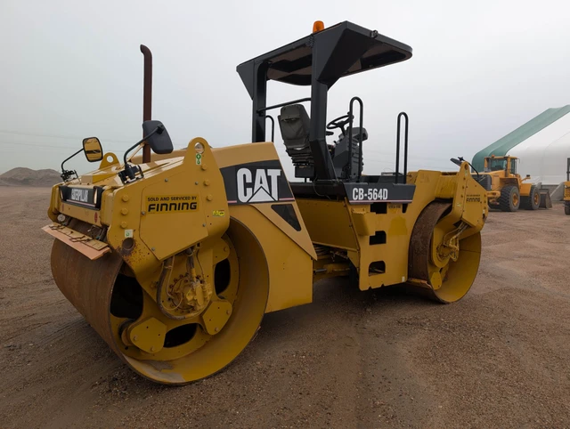 2008 Caterpillar CB564D, Import Kanada — Foto 5 z 5
