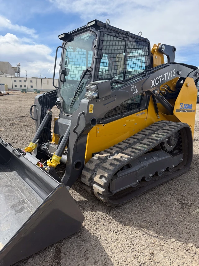 2025 Yanmar COMPACT, Import Kanada — Foto 1