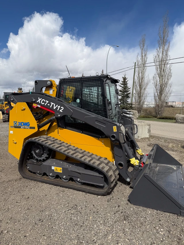 2025 Yanmar COMPACT, Import Kanada — Foto 3 z 4
