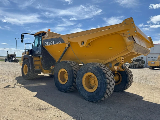 2018 John Deere 310E, Import Kanada — Foto 4 z 5