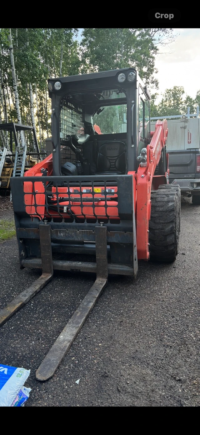 2012 Kubota SSV75, Import Kanada — Foto 1