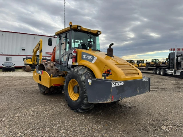 2018 XCMG CV123, Import Kanada — Foto 5 z 5