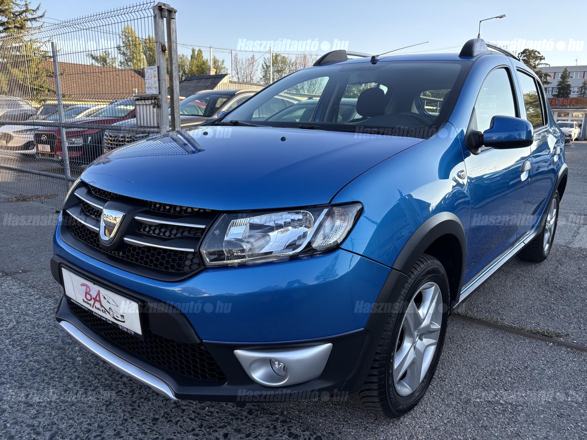 2016 Dacia, 18.000 km, Ungarn — Foto 1