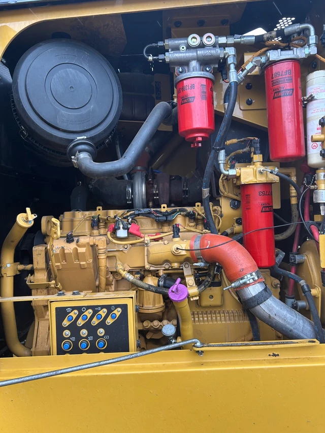 2014 Caterpillar GRADER, Import Kanada — Foto 4 z 5