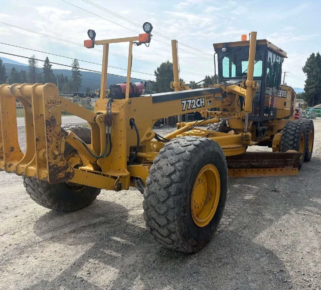 2004 John Deere 772CH, Import Kanada — Foto 1