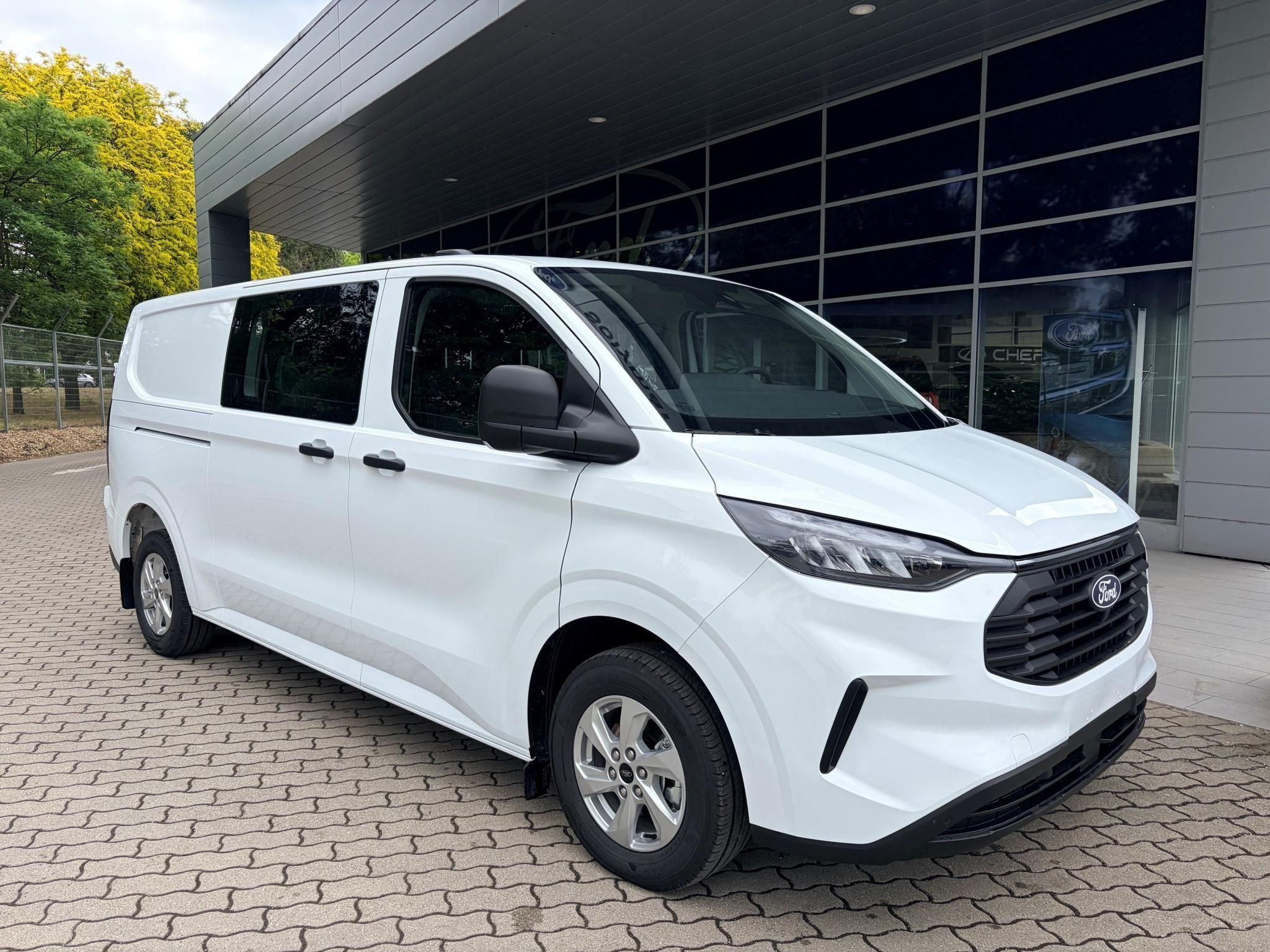 2026 Ford, Ungarn — Foto 1