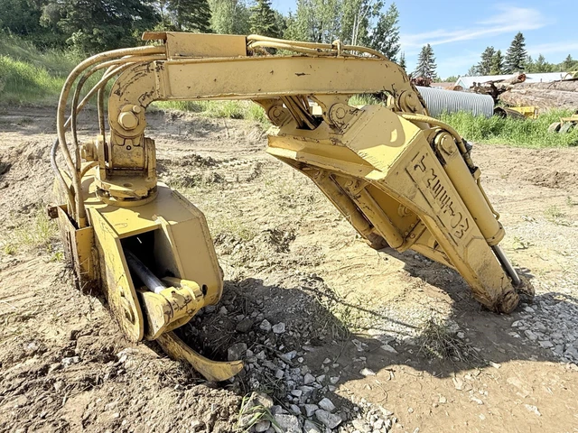 Caterpillar TREETOW, 1 mth, Import Kanada — Foto 1 z 5 Caterpillar TREETOW, 1 mth, Import Kanada — Foto 1 z 5
