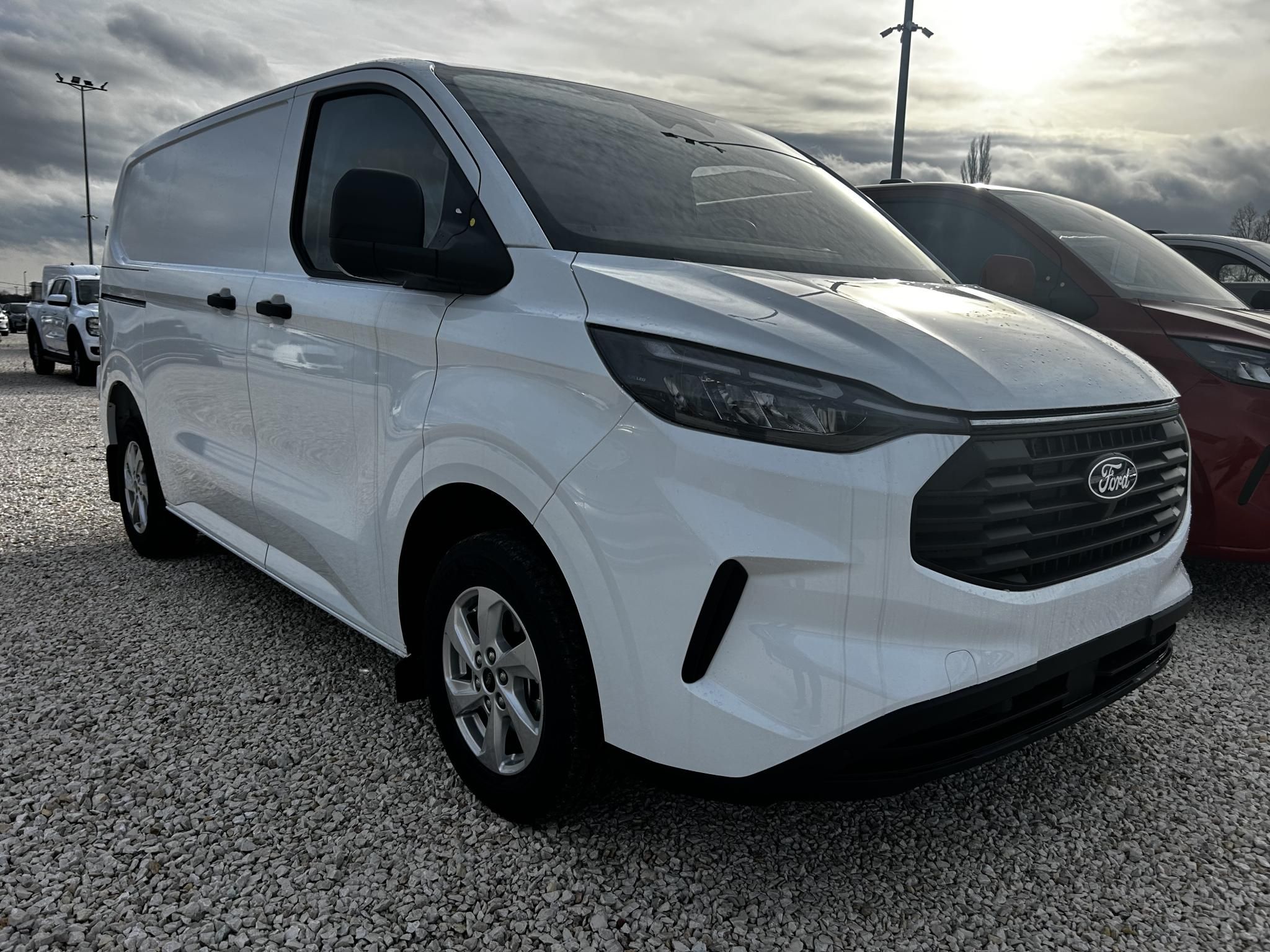 2026 Ford, Ungarn — Foto 1