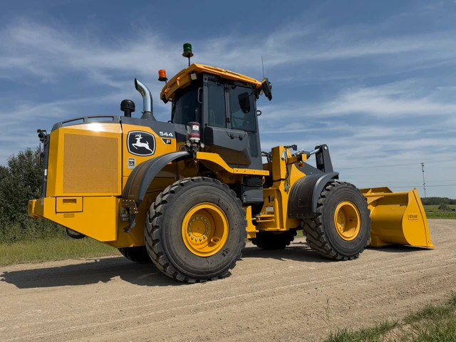 2024 John Deere 544P, Import Kanada — Foto 5 z 5