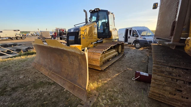 2024 Caterpillar D4, 1 mth, Import Kanada — Foto 1