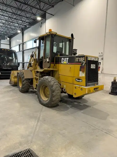 1994 Cat IT18F, 0 mth, Import Kanada — Foto 2 z 2