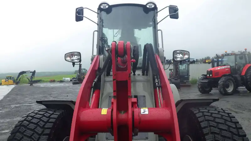 2024 Takeuchi TW95, Import Kanada — Foto 3 z 12