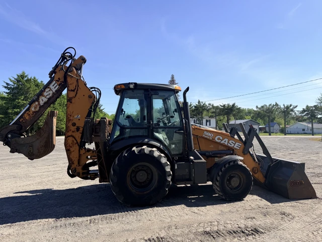 2020 Case 580SN, 1 mth, Import Kanada — Foto 4 z 5