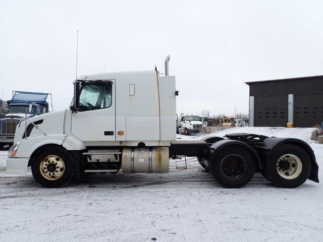2006 Volvo VNL, 516.430 mth, Import Kanada — Foto 4 z 5