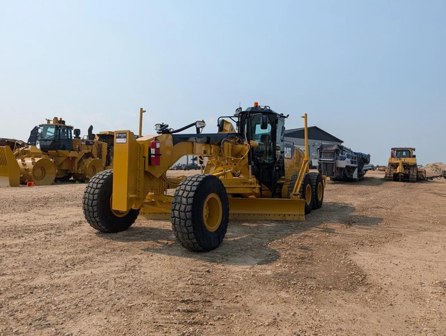 2013 Caterpillar 14M, 1 mth, Import Kanada — Foto 2 z 5
