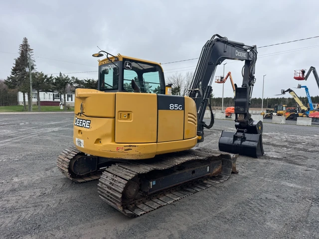 2015 John Deere 85G, 1 mth, Import Kanada — Foto 4 z 5
