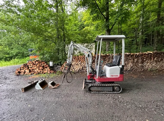 Takeuchi EXCAVATRICE, Import Kanada — Foto 1