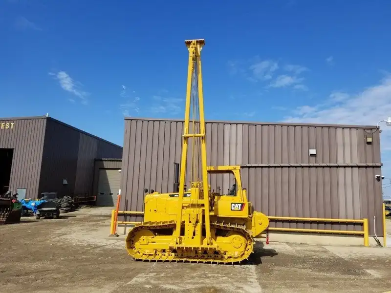 1983 Caterpillar D6D, Import Kanada — Foto 3 z 6