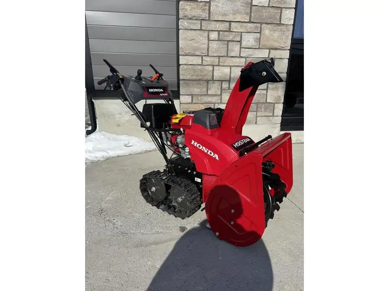 2026 Honda HSS724CTD-SNOWBLOWER HSS724CTD Snowblower, Import Kanada — Foto 1
