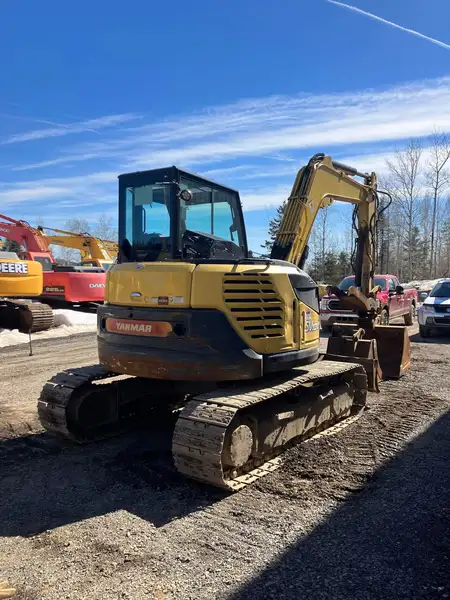 2015 Yanmar SV100, Import Kanada — Foto 4 z 7