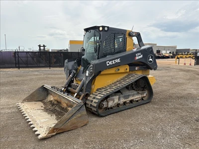 2021 John Deere 331G, 1 mth, Import Kanada — Foto 1