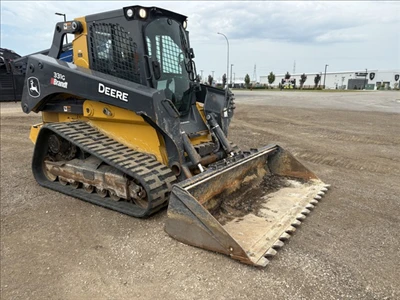 2021 John Deere 331G, 1 mth, Import Kanada — Foto 2 z 5
