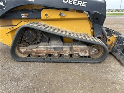 2021 John Deere 331G, 1 mth, Import Kanada — Foto 5 z 5