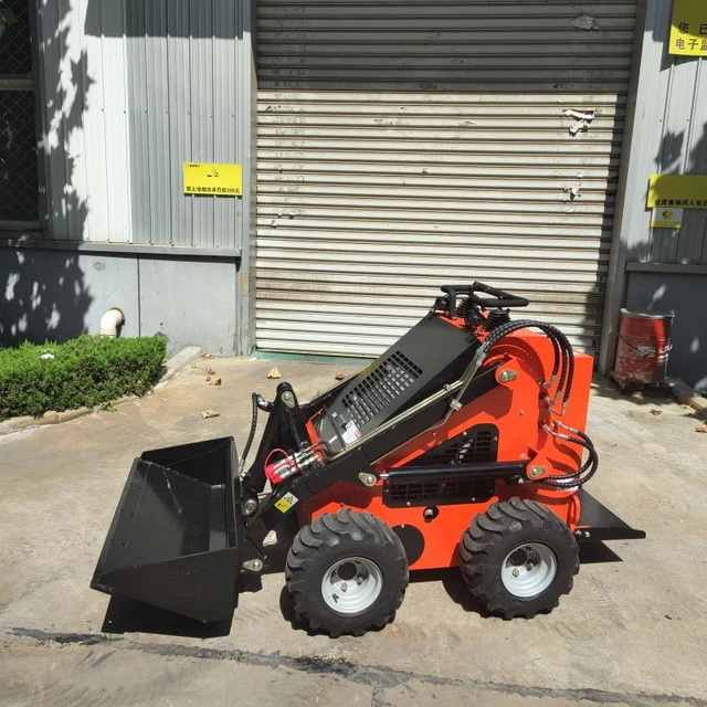 2026 Kubota CAEL, Import Kanada — Foto 2 z 5