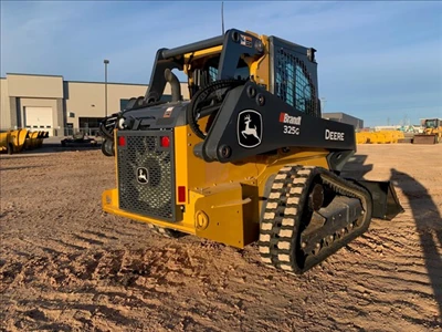 2024 John Deere 325G, 1 mth, Import Kanada — Foto 3 z 5