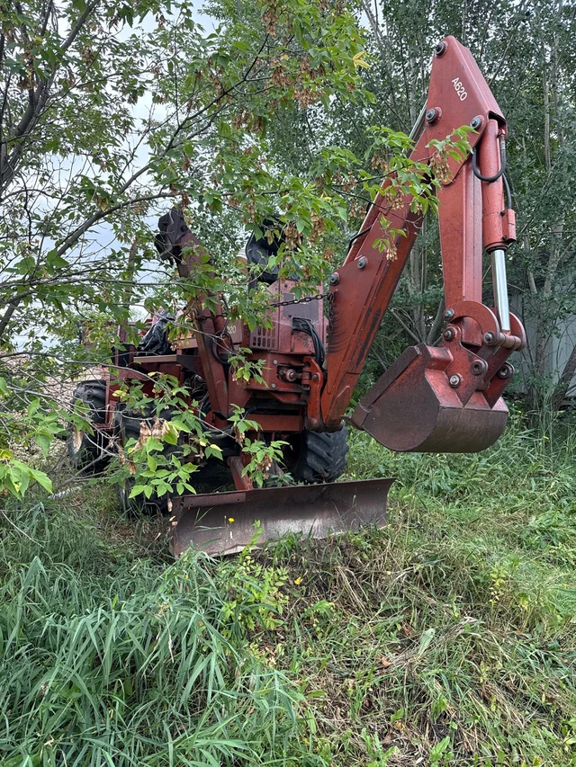 Caterpillar DITCH, Import Kanada — Foto 2 z 4