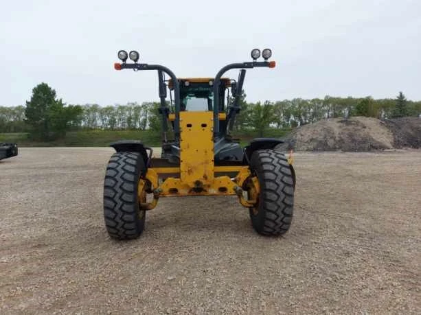 2017 John Deere 870, 1 mth, Import Kanada — Foto 3 z 5