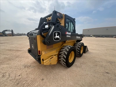 2023 John Deere 324G, 1 mth, Import Kanada — Foto 3 z 5