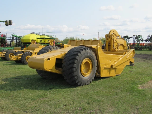 1960 Caterpillar USED, 1 mth, Import Kanada — Foto 4 z 5