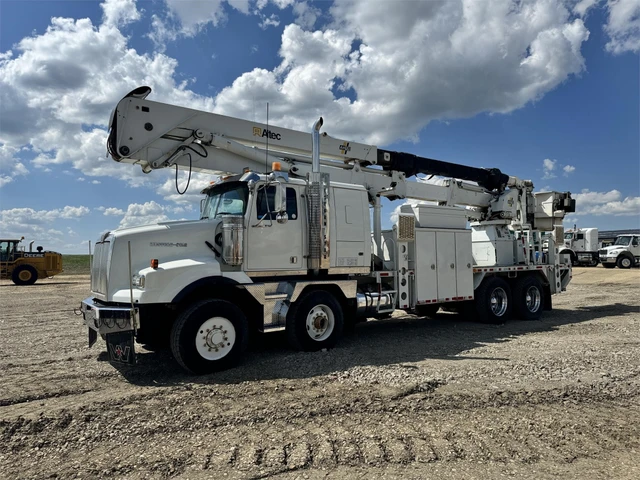 2007 Caterpillar ALTEC, 245.926 mth, Import Kanada — Foto 1
