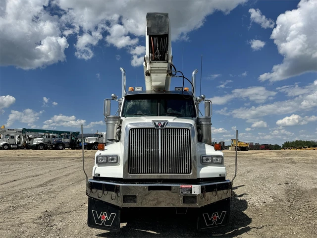 2007 Caterpillar ALTEC, 245.926 mth, Import Kanada — Foto 2 z 5