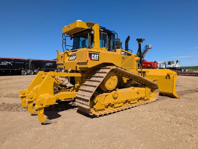 2017 Caterpillar D6T, 1 mth, Import Kanada — Foto 2 z 5