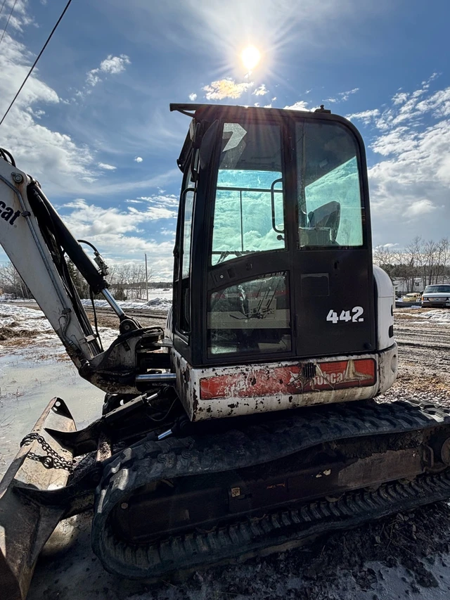 Bobcat 442, Import Kanada — Foto 1 | AMECAR Bobcat 442, Import Kanada — Foto 1